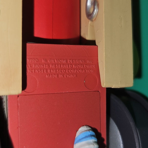 Vintage Enesco "North Pole or Bust" mouse in a hot rod car ornament.  - Picture 7 of 12